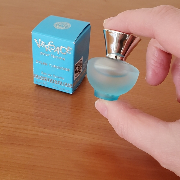 Versace Dylan Turquoise - Picture 2 of 2